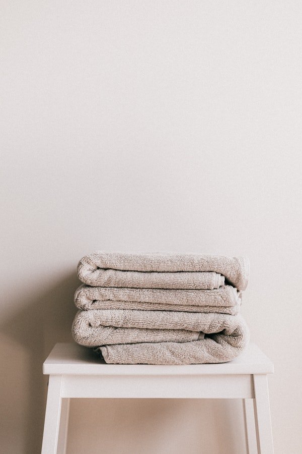 clean towels for bathroom staging