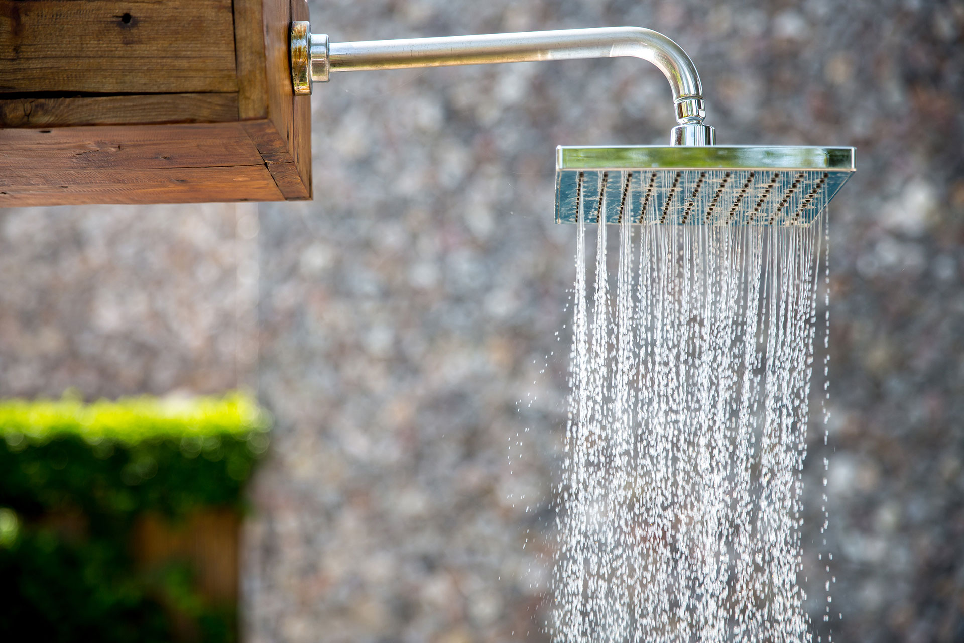 How to Clean a Shower Head and Get Rid of Mineral Buildup, Architectural  Digest