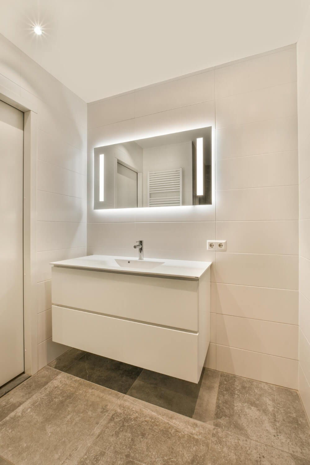 Modern interior bathroom design