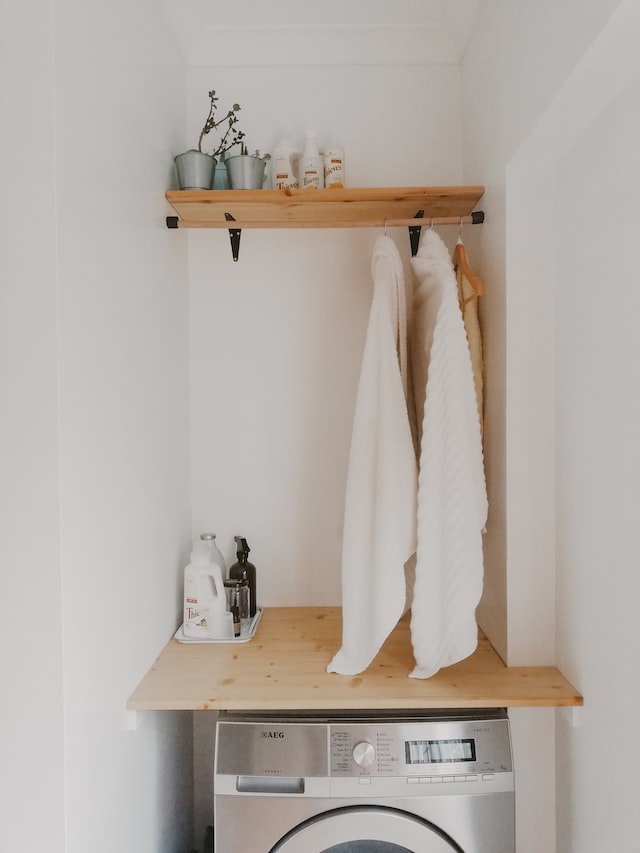 shelf and laundry room