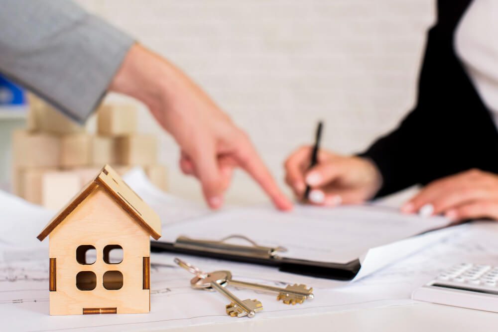 contract on a house