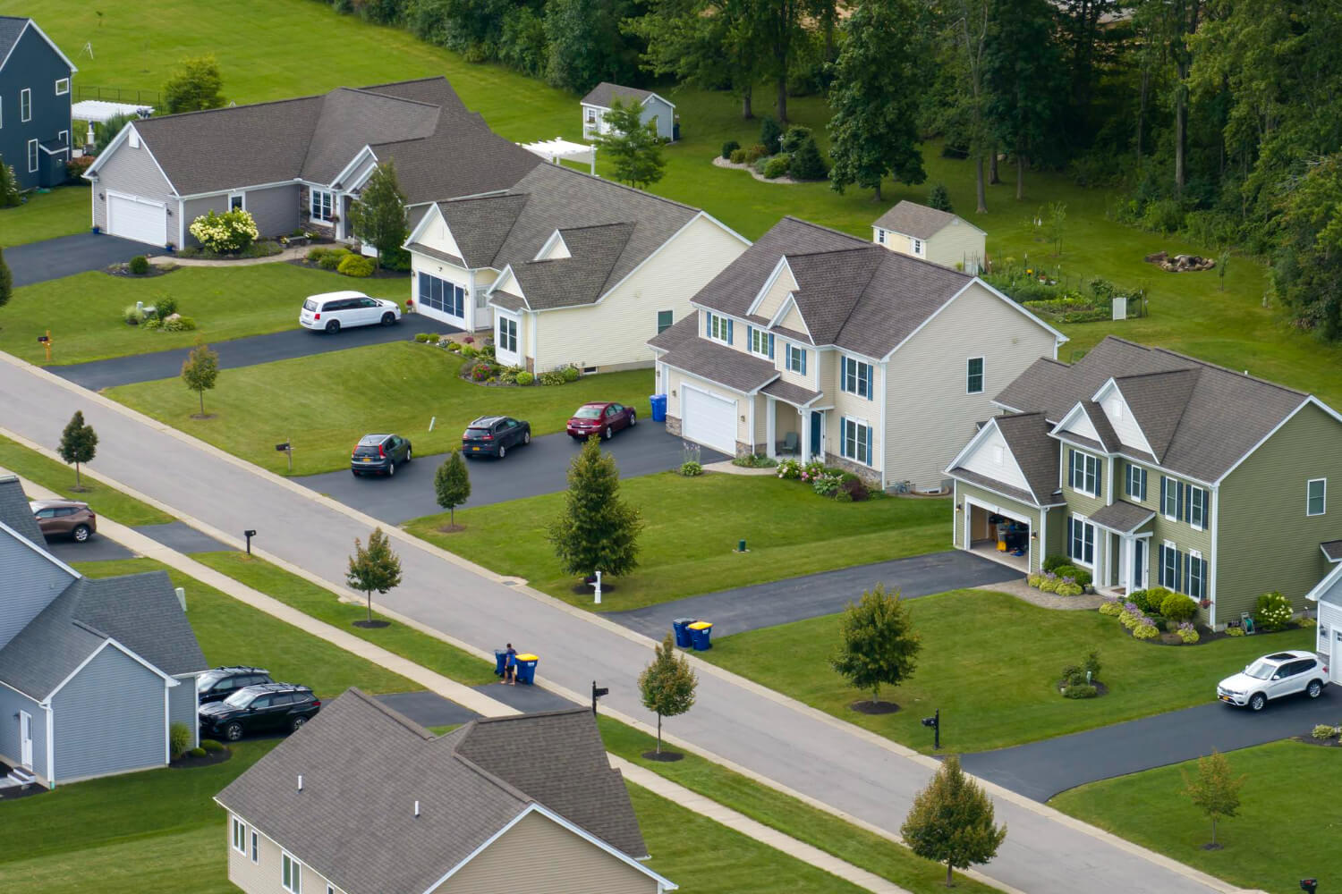 real estate in suburbs